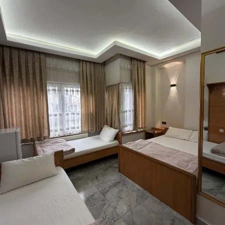 Hotel KONAK