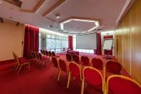 Garrigae Domaine de l'Esterel - Piscine & Spa Cinq Mondes