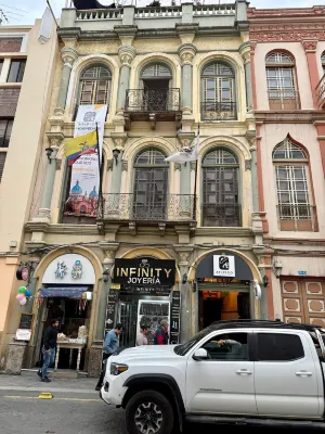 รูมส์ โรงแรมใน