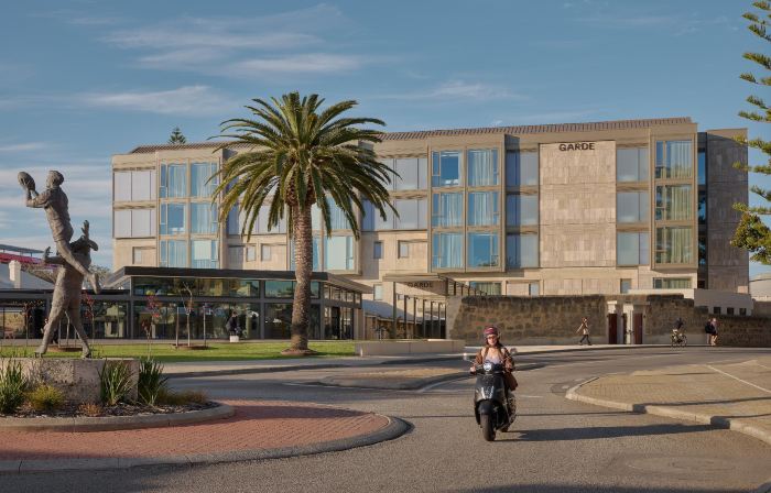 Warders Hotel by Garde