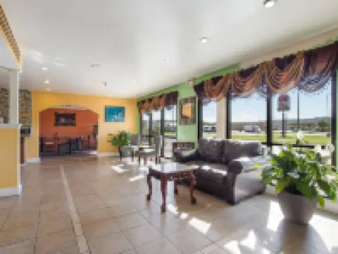 Econo Lodge Inn & Suites Brooks - Louisville South Hotels in Hillview