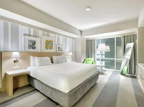 The Royal Sonesta Minneapolis Downtown