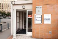 Séjours & Affaires Pantin Charles de Gaulle Hotels in Pantin