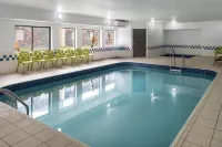 Travelodge by Wyndham Fargo West Acres