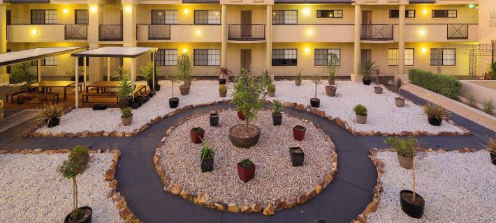 Best Western Plus Canberra Central Apartments Hotels in Canberra