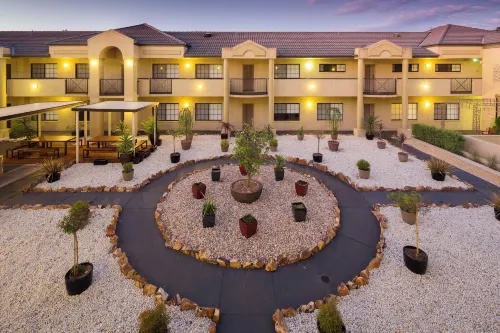 Canberra Parklands Central Apartment Hotel Official Hotels in Watson