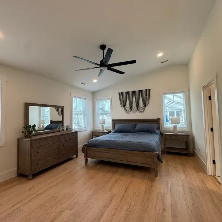 Plan your getaway in our brand new 5-bedroom home in welcoming Bethany Beach.