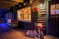 Handcrafted Log Home Near Sugarbush & MAD River Glen • Walk to Blueberry Lake