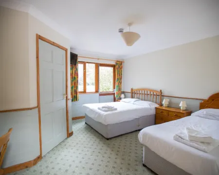 Lakeside Lodge Golf and Country Club Hotels in Huntingdon