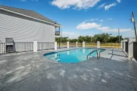 Econo Lodge Biloxi Beach - Pool