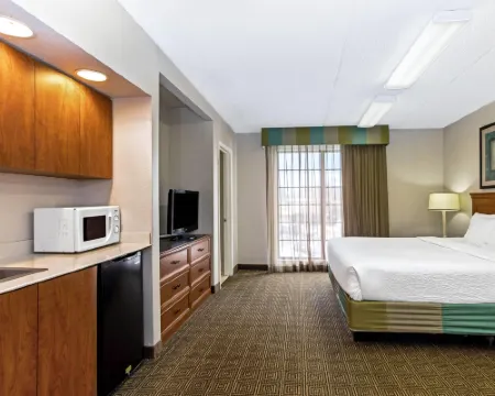 La Quinta Inn by Wyndham Denver Northglenn Hotels in Westminster