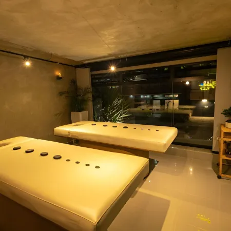 Hostel Joy Cll 85