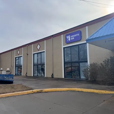 Knights Inn & Suites Emporia