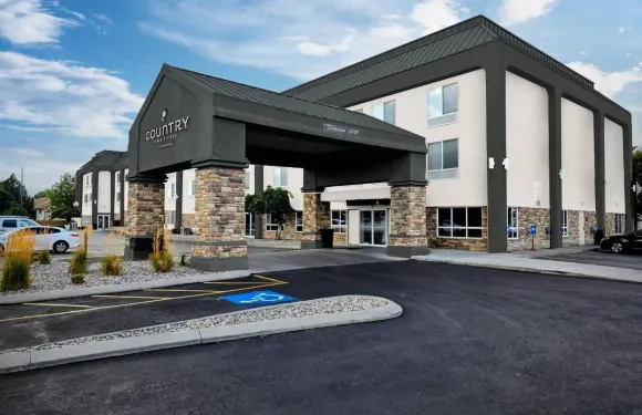 鄉村旅館及套房, 愛達荷福爾斯購物中心酒店by Radisson