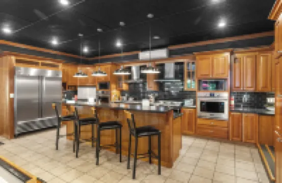 Cool Goose Landing Private Dock Large Deck Game Room 61