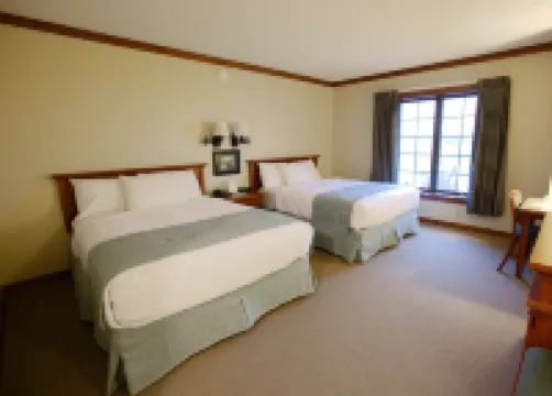 Sauder Village Heritage Inn Hotels in 