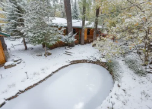 Gorgeous Mountain Views and Cozy Fireplace - Tranquil Sierra Retreat