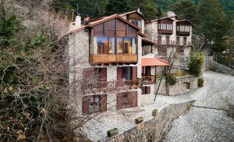 Parnassus Woodstone Chalets- N1- N2- N3