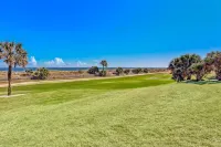 Oceanfront Condo with Large Balcony, Pool, Central AC & Views - Condos