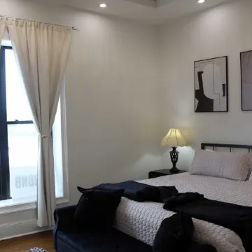 The Luxe High Roller! 2 bed apt in Metropolis near Harrah's Casino! Pet friendly