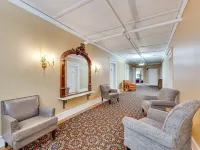Thayers Inn Hotels in Littleton