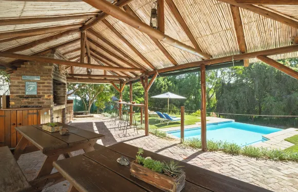 克尼斯納普穆拉旅館