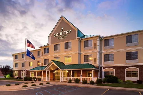 Country Inn & Suites by Radisson, Big Rapids, MI - Wifi