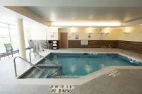 Fairfield by Marriott Inn & Suites Fond du Lac - parking