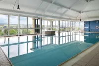 Holiday Inn LEEDS - BRIGHOUSE by IHG - Pools