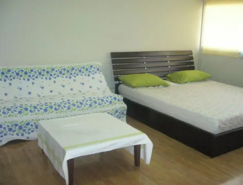 ห้องพัก - ไทยแลนด์ แท็กซี่ แอนด์ อพาร์ตเมนต์ โฮสเทล