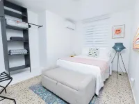 Casa Lula Beach Retreat, 3BR Near Coast, Arecibo Comfort, Nature & Relaxation Hotels in Arecibo