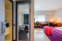 Hostal Porcel Torrejón - Parkplatz