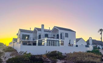 Cest la VIE Beach Villa