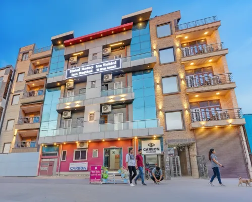 Hotel Raaso Inn Rohini Hotels near Rohini
