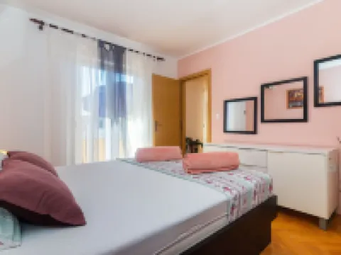 Apartments Matko Hotels in Podgora