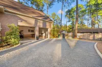+Golf Cart +Jacuzzi + Ping Pong + 0.6 Miles to Historic Village and Pinehurst #2