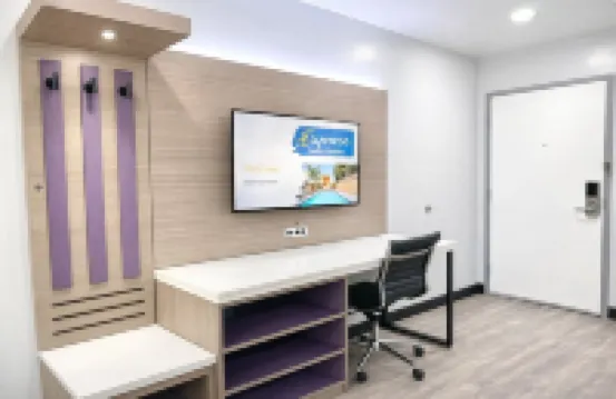 Express Inn & Suites Ontario Airport