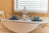 Stunning Cabin Right on Main St! - Bintang 4