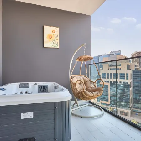 Trillionaire Residence -821
