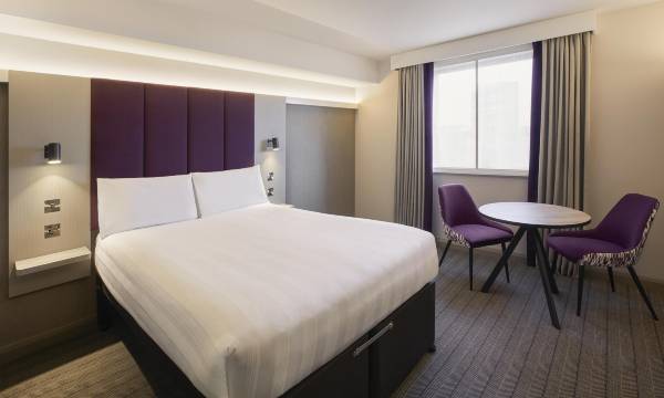 Premier Inn Nottingham West