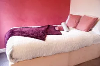 Cozy Private Room with Fast WiFi Full Kitchen Garden