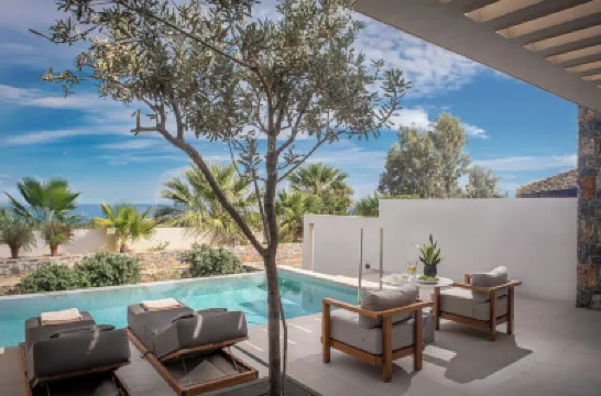 Happy Cretan Suites Hotel a 