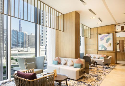 힐튼 가든 인 조식 공간