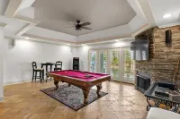 Exceptional! Beautiful Deep Water - Boathouse, Hot Tub, Fire Pit on Lake Gaston!