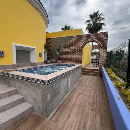 El Encanto Inn & Suites