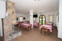 Agroturizem Dr Bizhga - breakfast