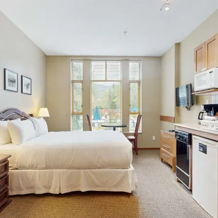 Cascade Lodge