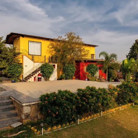 Krishna Serenity Petfriendly 7BHK Farm