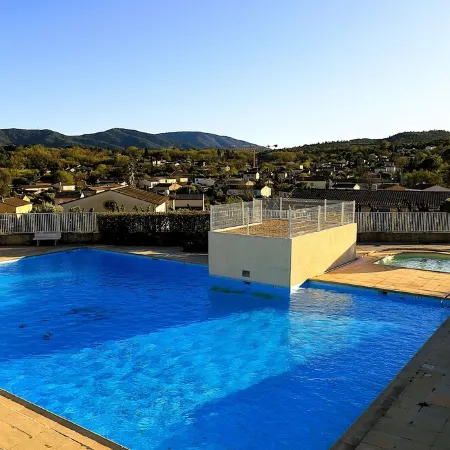 House with beautiful pool on the Côte d'Azur