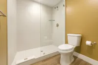 Spinnaker Inn of Naples - 2-Star